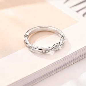 แหวนมอสซาไนต์ครึ่งวงแบบซ้อนได้ ดีไซน์สร้างสรรค์ ชุบทอง เงินแท้ 925 เหมาะสำหรับผู้หญิง เป็นของขวัญวันครบรอบ - Product Image 3