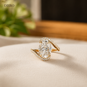 Bague de fiançailles de luxe en or jaune 14 carats plaqué or avec moissanite pour femme, forme ovale, pavé de diamants - Product Image 1