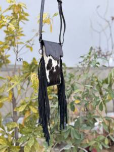 Nouveau design sac à main pour téléphone sac à main véritable fourrure de vachette à frange usinée à la main sculpture sac à bandoulière sacs de petite taille pochette à bracelet sac à bandoulière - Product Image 2