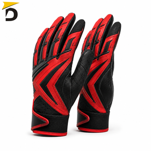 Gants de football légers avec une tenue sécurisée et une surface adhérente sur la paume, conçus pour une meilleure manipulation et une meilleure préhension du ballon - Product Image 2