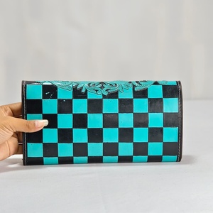 Bolso de Mano de Cuero Genuino de Vaca, Diseño Floral Walla 2026, Hecho a Mano, Cierre a Presión Antirrobo, Elegante, Perfecto para Mujer - Product Image 3