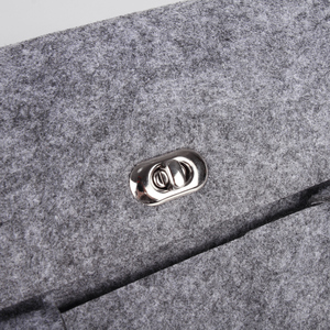 Sac à bandoulière au design de haute qualité - sac écologique en feutre de laine - Product Image 6