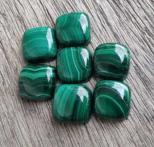 Cabujón de malaquita natural cuadrado tipo cojín, piedra pulida de alta calidad para la fabricación de joyas al por mayor - Product Image 4