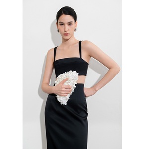 Faldas largas de alta calidad para mujer MYRA SILK LONG SKIRT MISSION SATIN, silueta recta, color sólido, largo maxi, falda larga para mujer - Product Image 3