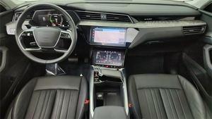 Audi Q8 e-tron Premium Plus 4dr SUV AWD 2024, poco usado. - Product Image 2