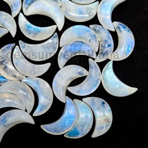 Piedra Lunar Azul Natural en Forma de Luna Creciente, Gema de 17mm, Tallada a Mano, Precio al por Mayor para Fabricación de Joyería - Product Image 3