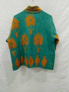 Chaqueta de Lana Verde para Mujer, Tejida a Mano, Bordada, con Patrón Naranja, Manga Larga, para Invierno - Product Image 4