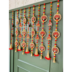 พวงดอกบัวทำมือพร้อมกระดิ่ง ตกแต่งฉากหลังแบบอินเดียดั้งเดิมสำหรับงานเทศกาล งานแต่งงาน และงานเฉลิมฉลอง - Product Image 4