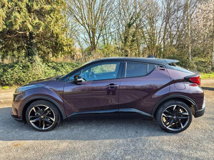 2023 Toyota C-H-R SUV New Coupe R17 Hybrid Electric Gas Fuel Options Automatic Manual Gear <b>Box</b> Left Steering FWD AWD Light - Product Image 6