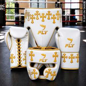 Ensemble de boxe en cuir véritable de qualité supérieure, artisanat haut de gamme, motif croisé, super confortable, ensemble de kickboxing professionnel - Product Image 1