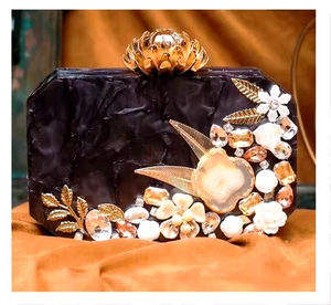 Bolso y Cartera de Resina Personalizados Hechos a Mano con Cuidado, con Diseños de Resina Audaces, Ideales para Amantes de la Moda - Product Image 4