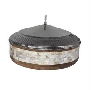 Plat de service moderne de luxe noir et or en bois avec base cloutée, chauffe-plat isolé antiadhésif, cocotte, marmite, pour buffet et traiteur - Product Image 3