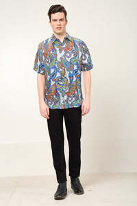 Camisa Moderna para Hombre, Multicolor, de Poliéster, con Estampado Abstracto, Corte Regular, con Cuello y Mangas Cortas, para Uso Diario Informal - Product Image 6