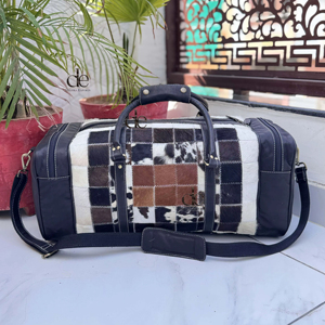 Sac de voyage en cuir de vachette à motif occidental, sac à main fait main à carreaux, sac de voyage unisexe multi-usages, grand sac de sport - Product Image 1