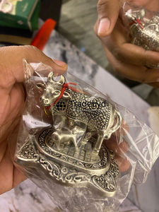 Escultura de Metal Fundido a Mano Tradebyd con Impresión UV, Arte Moderno Abstracto para Interiores del Hogar - Product Image 3