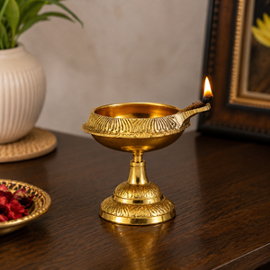 Lampe à huile décorative en laiton massif Diya pour la décoration de la maison, éclairage de festival, centre de table, lampe Pooja artisanale, grossiste - Product Image 5