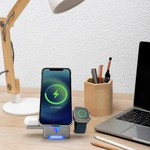 Station de charge sans fil rotative 3-en-1 à une touche, charge rapide 15W, compatible MagSafe, certifiée QI, design métallique - Product Image 2