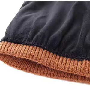 Gorro de Lana, Gorro de Invierno Grueso Unisex, Gorro de Punto para Adultos, Personalizado OEM, Gorro Cálido de Lana Acrílica Jacquard - Product Image 5