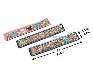 Venta al por mayor de las mujeres de joyería de moda de diseño personalizado de la mano de cuero mecanizado brazalete abierto de cuero de vaca genuino pulsera de cuero - Product Image 2