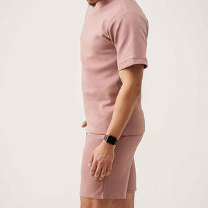 Ensemble de survêtement d'été personnalisé avec logo – Nouveauté : T-shirt et short 2 pièces pour homme – T-shirt personnalisé avec short - Product Image 5