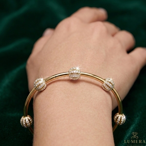 Luxury Lab Grown Brilliant Cut Diamond Sphere <b>Bangle</b> Bracelet for Women IGI Certified Diamonds 9KT 10KT 14KT 18KT <b>Gold</b> Plated - Product Image 6