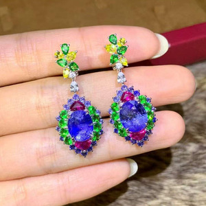Pendientes de Zafiro Natural de 6.78Ct con Incrustaciones de Oro de 18K y Piedras Preciosas Multicolores, Zafiro y Turmalina, Certificados por AIGS, Joyería de Lujo - Product Image 1