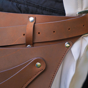 Cinturón de herramientas de floristería de cuero hecho a mano, organizador multibolsillos, cinturón de jardinería duradero, logotipo personalizado disponible al por mayor a bajo precio. - Product Image 4