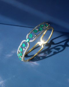 Pulsera Botanica Bloom, Diseño Floral Inspirado en la Naturaleza, Pulsera de Moda con Elegantes Motivos Botánicos, Artesanía Delicada - Product Image 2