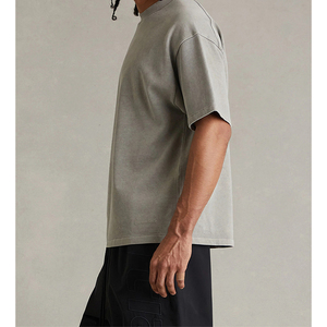 T-shirt en coton gris pour homme, grande taille, manches courtes, col rond, jersey décontracté, couleur unie, design simple - Product Image 2