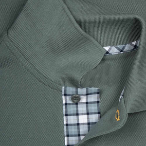 เสื้อโปโลแขนสั้นทรงสลิมฟิตสำหรับผู้ชายพร้อมโลโก้แบบกำหนดเอง – ผสมผสานความสบายและความสง่างามแบบลำลองได้อย่างลงตัว - Product Image 6