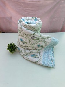 Couette d'hiver réversible en coton biologique de luxe à imprimé floral, faite à la main, garnissage en coton doux, taille King, couverture matelassée - Product Image 4