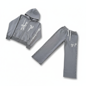 Servicios OEM: Chándal bordado de estilo único y cómodo para hombre, a bajo precio y con efecto desgastado, según lo demandado por el cliente. - Product Image 2