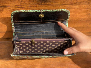 Nouveau Design Offre Spéciale Western véritable peau de vache portefeuille en cuir de fourrure élégant à la main Turquoise sculpture en cuir étui de téléphone pochette de luxe - Product Image 6