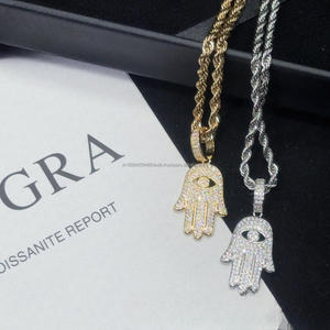 จี้รูปมือประดับเพชรโมอิสซาไนต์แบบเย็น พร้อมดีไซน์ตรงกลางที่ประณีต และเครื่องประดับฮิปฮอปเงินแท้ 925 - Product Image 2
