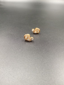 Pendientes Minimalistas de Plata Chapada en Oro con Diseño Clásico de Pavo Real, Corte de Pera, Engaste de Diamantes, Joyería Fina para Uso Diario de Mujer - Product Image 4