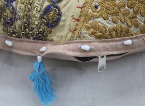 Cojín redondo estilo indio para meditar en el suelo - Product Image 5