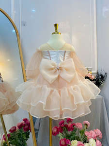 Hot Selling Vintage German Style Layered Dress for Girls Casual <b>Puff</b> Sleeve Halter Eco-Friendly ODM Many Color Options Children - Product Image 4