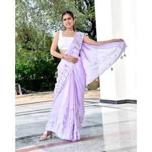 Sari de Satén Pintado a Mano con Diseño de Tulipanes y Lirios, Talla Única - Product Image 5