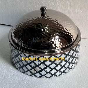 Événements proposant des casseroles |    Ensemble de casseroles en acier inoxydable avec incrustations en nacre et bois, chauffe-plats, marmite et service de service - Product Image 3