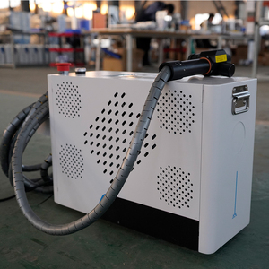 Nettoyeur laser à impulsions portatif 100W pour l'acier inoxydable et l'aluminium, élimination de la rouille avec la marque <span class=keywords><strong>LaserMax</strong></span> - Product Image 3