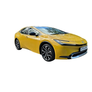Toyota Prius hybride d'occasion à succès, économe en carburant, prête à l'exportation, au meilleur prix et avec une expérience de conduite agréable - Product Image 6