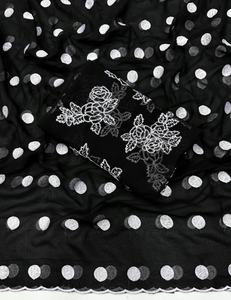 Sari de Georgette de Seda Suave Premium al por Mayor con Bordado de Hilo de Puntos y Borde de Flecos para Bodas y Fiestas - Product Image 4