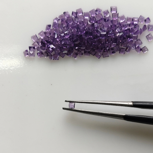 อเมทิสต์แอฟริกันธรรมชาติ 1.5 มม. ทรงสี่เหลี่ยมเจียระไนแบบ Step Cut สีม่วง คุณภาพดีที่สุด พลอยเม็ดเดี่ยวสำหรับทำเครื่องประดับ - Product Image 3