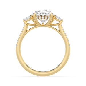 Bague de fiançailles moderne en or rose 10K avec un diamant de laboratoire en forme de poire au centre et des accents ovales à taille ronde et à taille étagée - Product Image 6