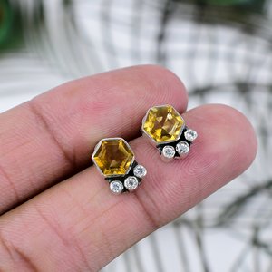 925 Sterling Silver Beautiful Natural Yellow Citrine Hexagon Stud Earrings <b>Online</b> Now at Factory Price Gemstone Jewelry Earrings - Product Image 1