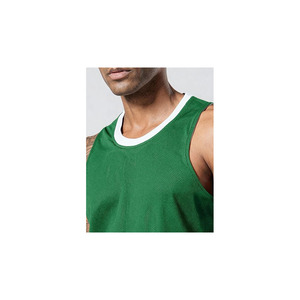 Conjunto de Uniforme de Baloncesto de Doble Cara, Ligero y Transpirable, con Pantalones Cortos - Product Image 3