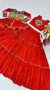 ชุดเลเฮนกาโชลีสำหรับผู้หญิง ชุดพื้นเมืองปักลาย ชุดเลเฮนกาแบบยาว ชุดอินเดียและปากีสถานแบบดั้งเดิม สำหรับงานปาร์ตี้และงานแต่งงาน - Product Image 4