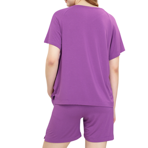 Nuevo Conjunto de Dos Piezas para Mujer, Camiseta de Cuello en V y Pantalones Cortos, 100% Algodón Jersey, Corte Regular, Manga Corta Raglán, Secado Rápido, Personalizable y Elegante - Product Image 2