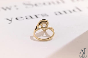 Anillo de Compromiso con Diamante Cultivado en Laboratorio, Corte Pera, Chapado en Oro de 14K, Joyería para Mujer, Certificado IGI, Regalo de Boda Geométrico Moderno - Product Image 6