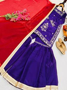 Salwar Kameez Indio-Pakistaní Morado Bordado con Flores y Cuentas, para Mujer, Ideal para Fiestas y Bodas, Estilo Moderno - Product Image 4